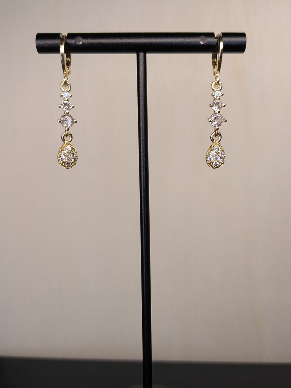 18k GP Cubic Zirconia Kite & Teardrop Dangle Earrings